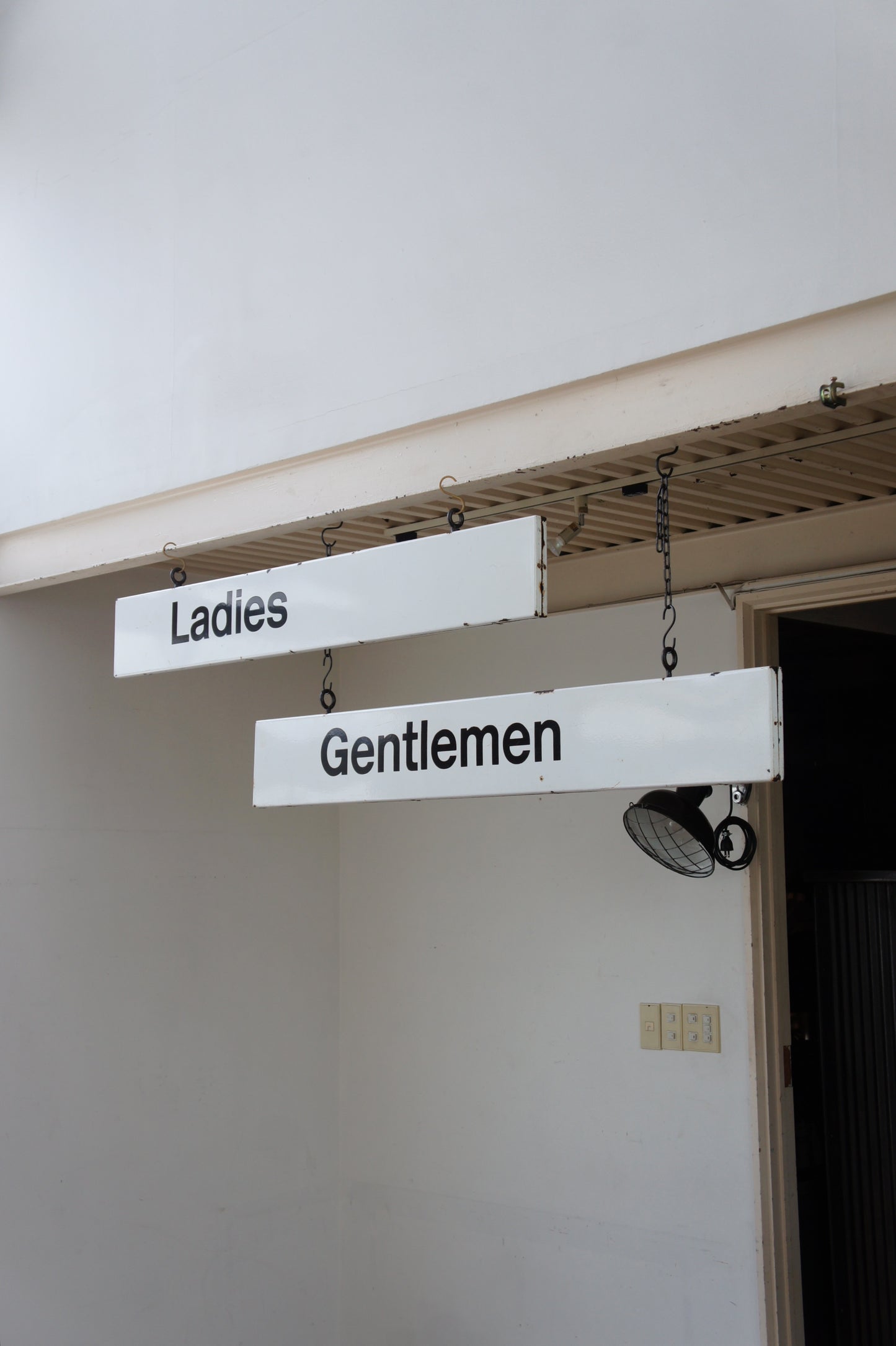 Ladies+Gentlemen Sign [pair]